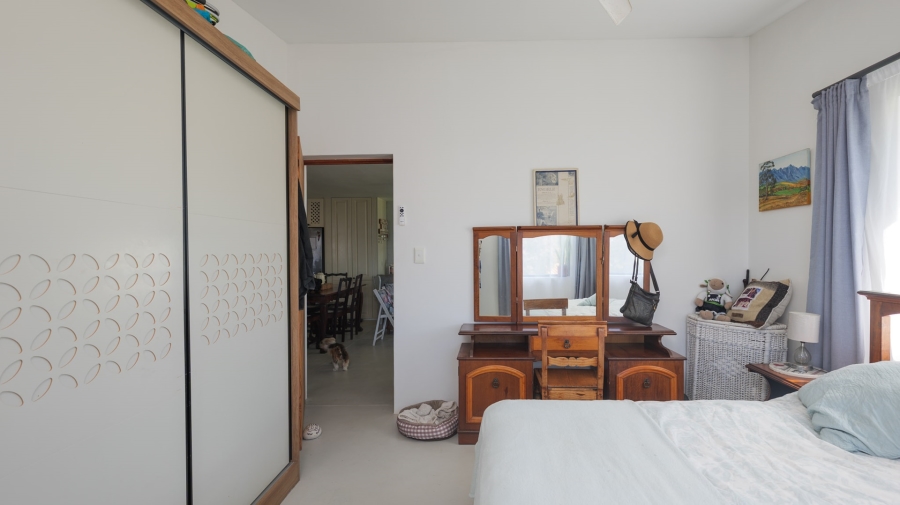 6 Bedroom Property for Sale in Agulhas Western Cape